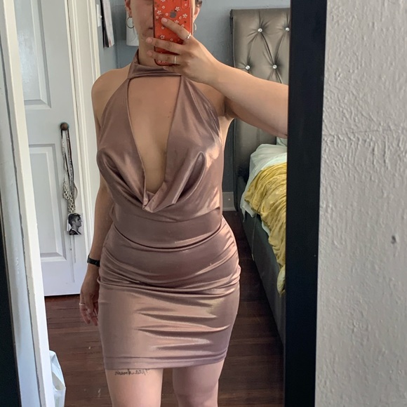 ♡ROSEGOLD DRESS♡ - Picture 3 of 5
